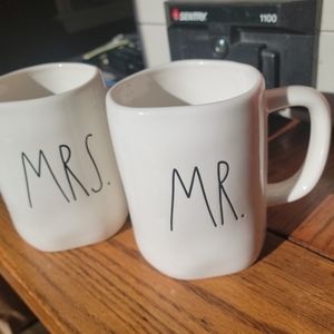 Rae dunn mugs Mr and Mrs